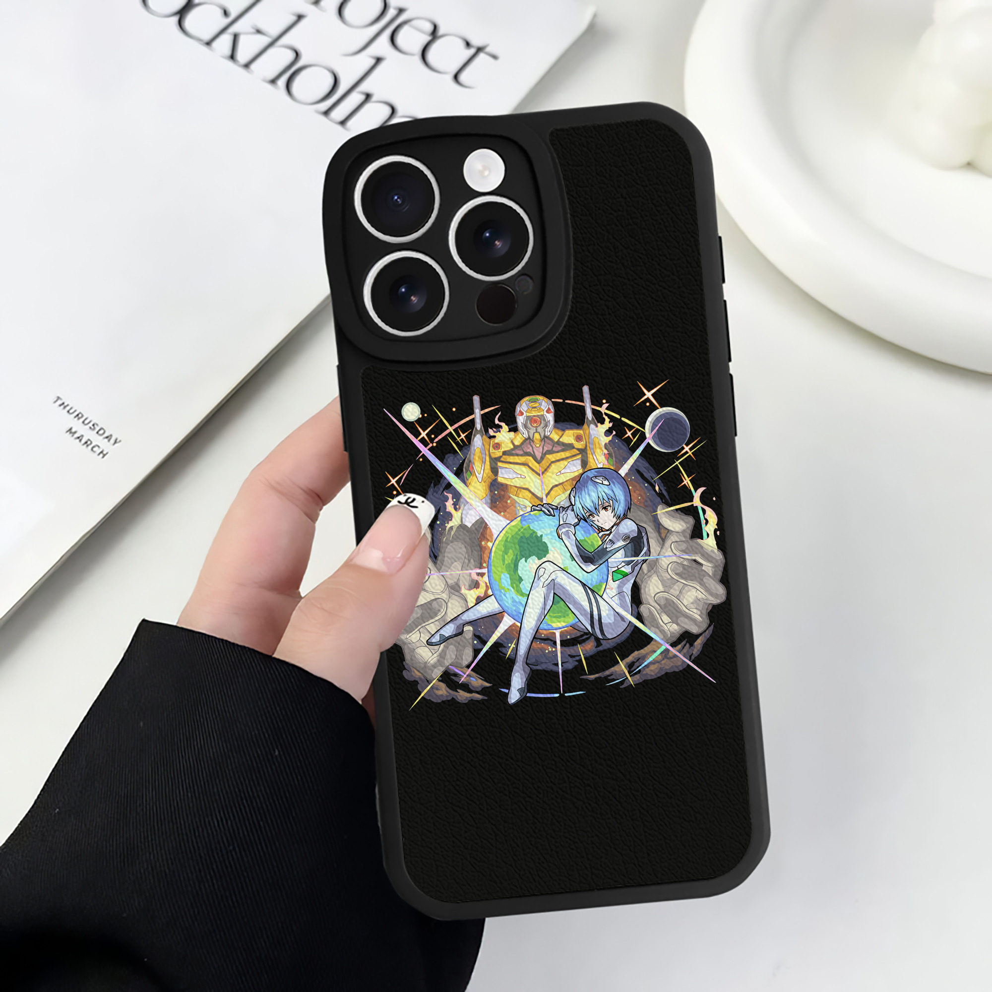 （画像用） EVA 新世紀エヴァンゲリオン 【iPhone 16シリーズ対応】シリコンスマホケース（レザー調） 材質：シリコン
